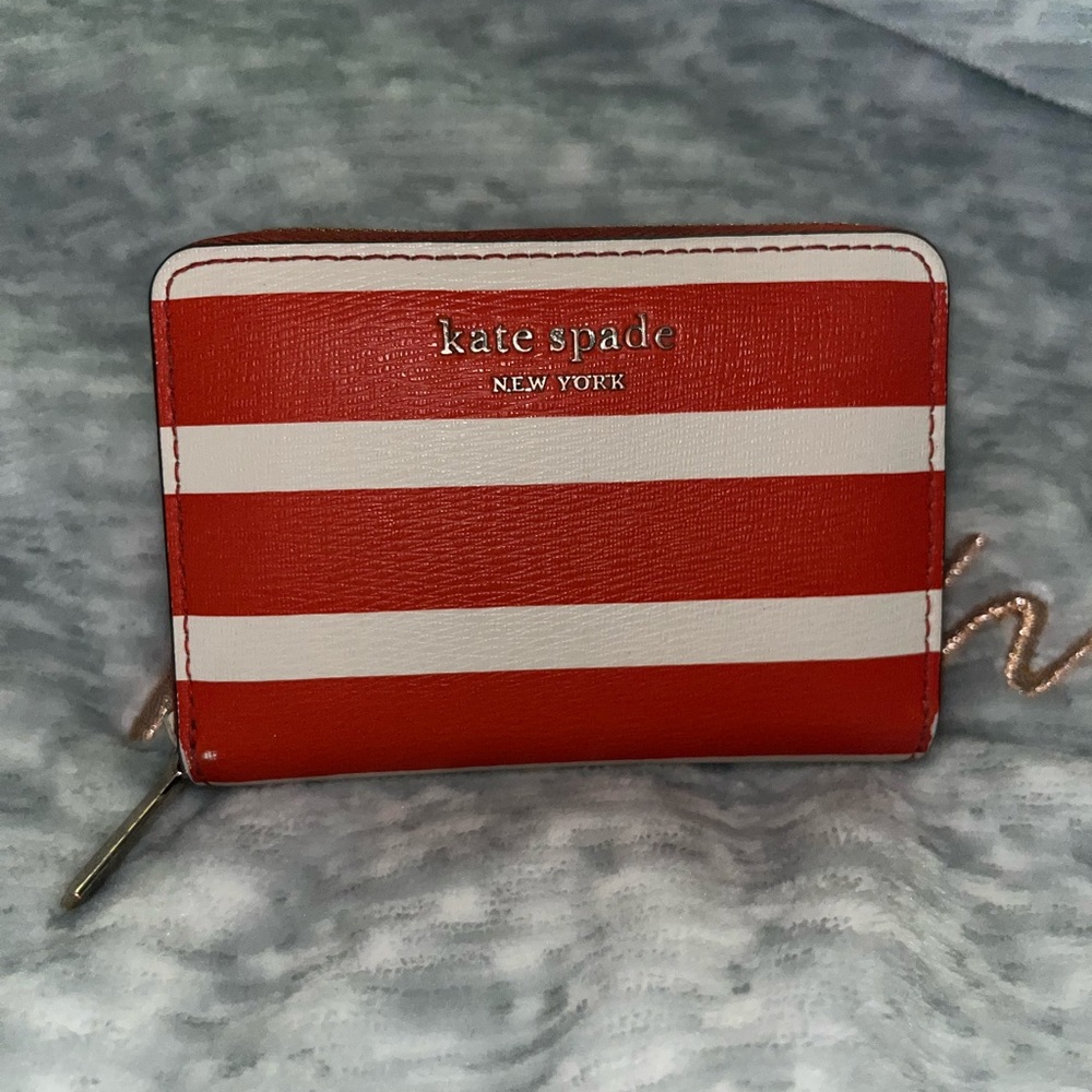 🤍Kate Spade Wallet🤍